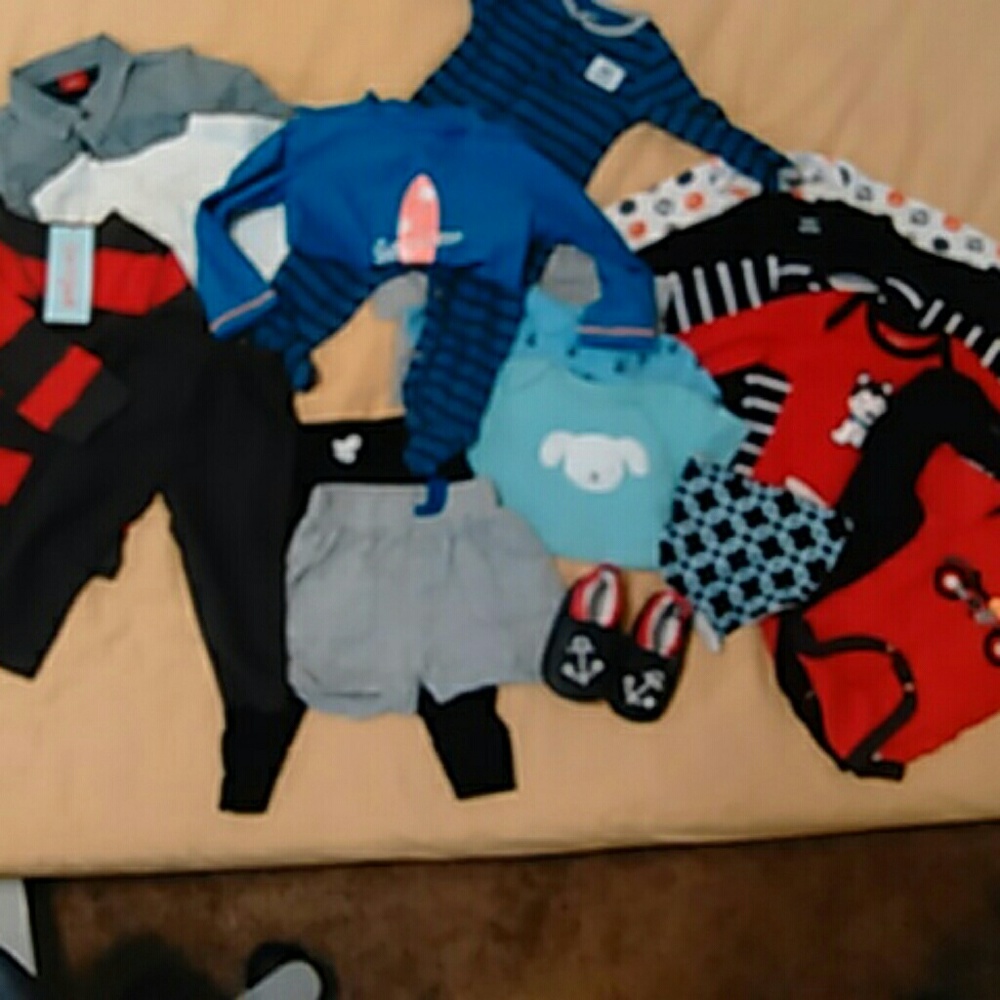 Baby boy clothes 6 to 9 Months